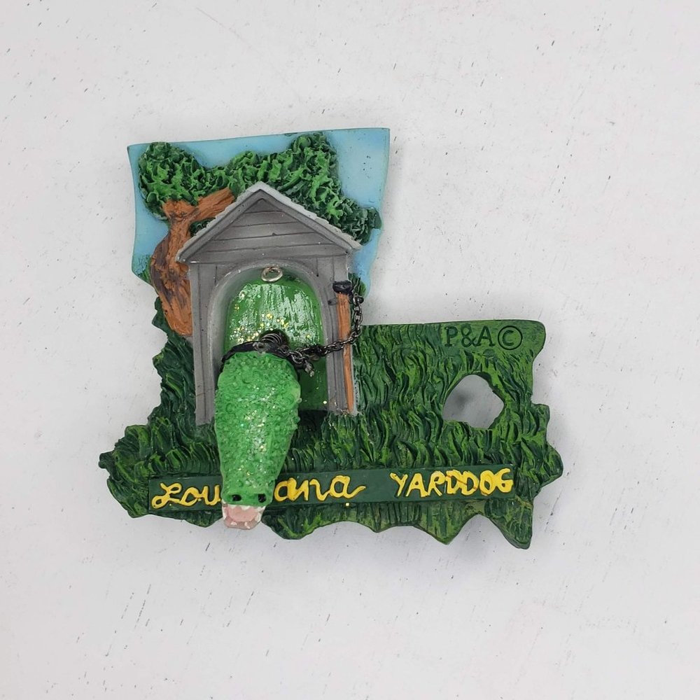 Louisiana Yard Dog Alligator  Magnet Fridge Kitchen *FLAW*